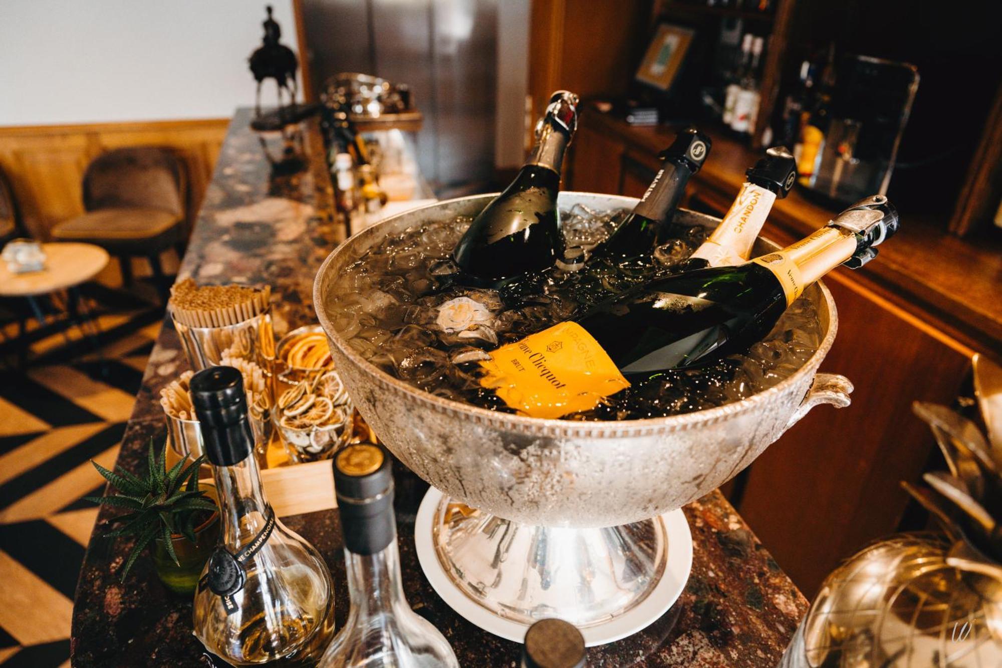 Hotel Armes De Champagne